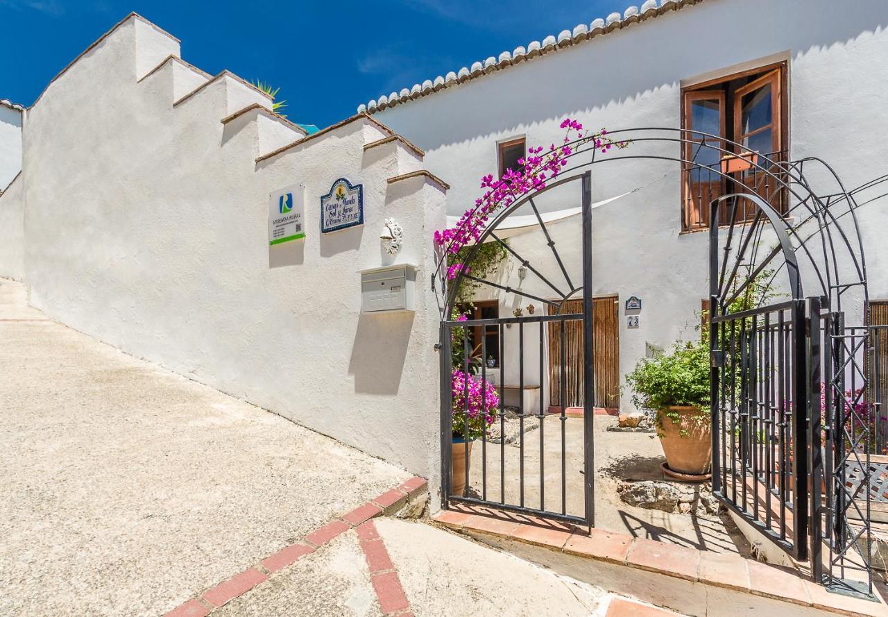Casa Mundo - 16Th Century Traditional White Village House With Pool Pinos del Valle Eksteriør billede